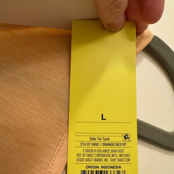 All in Motion Womens Active Tank Top XXL Yellow Tank Top NWT Athletic Quick dry - Picture 5 of 7